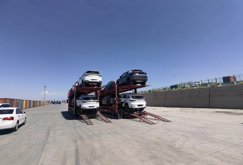 奇瑞KD件和整車發(fā)運